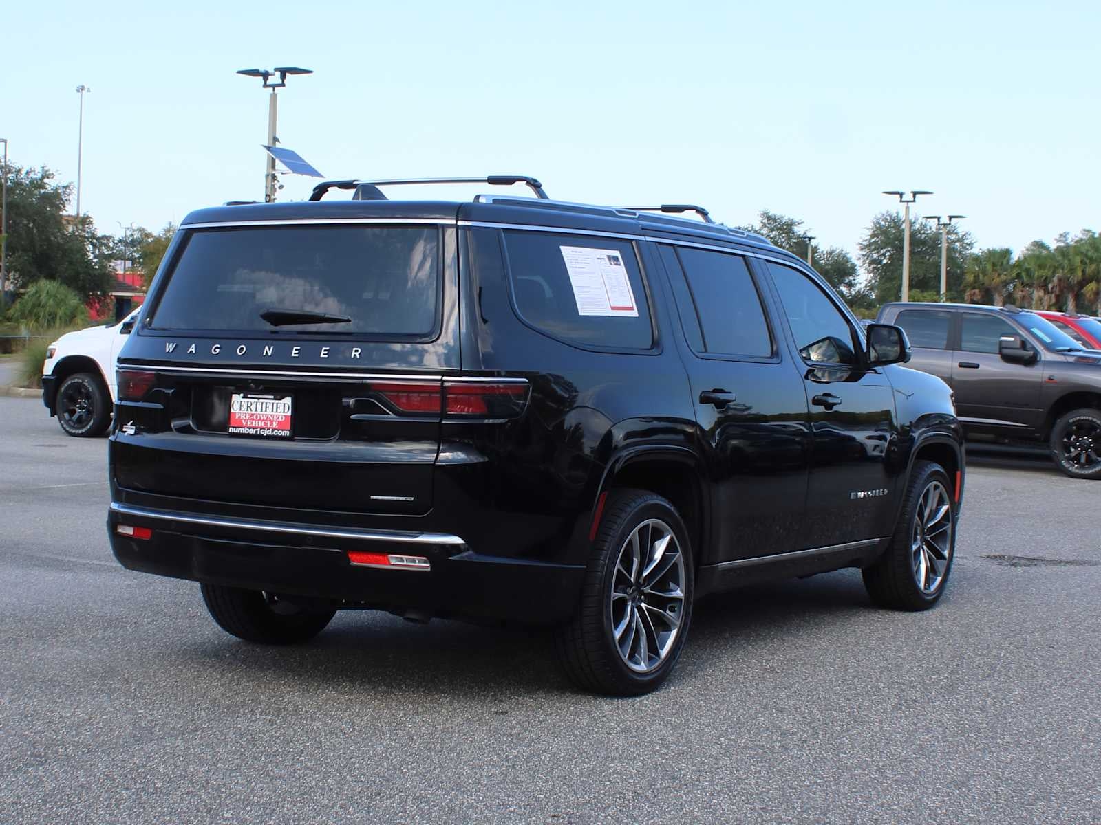 jeep wagoneer 2023 1C4SJUDP3PS562946 image jeep wagoneer 2023 1C4SJUDP3PS562946 image
