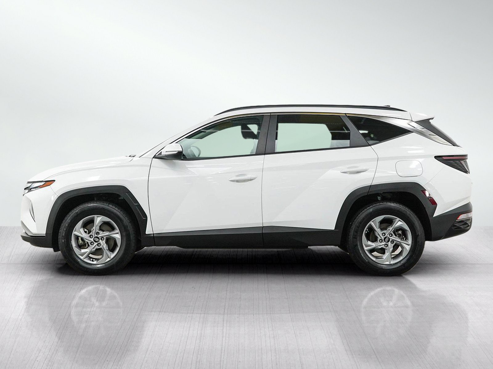 hyundai tucson 2023 5NMJBCAE1PH188063 image hyundai tucson 2023 5NMJBCAE1PH188063 image
