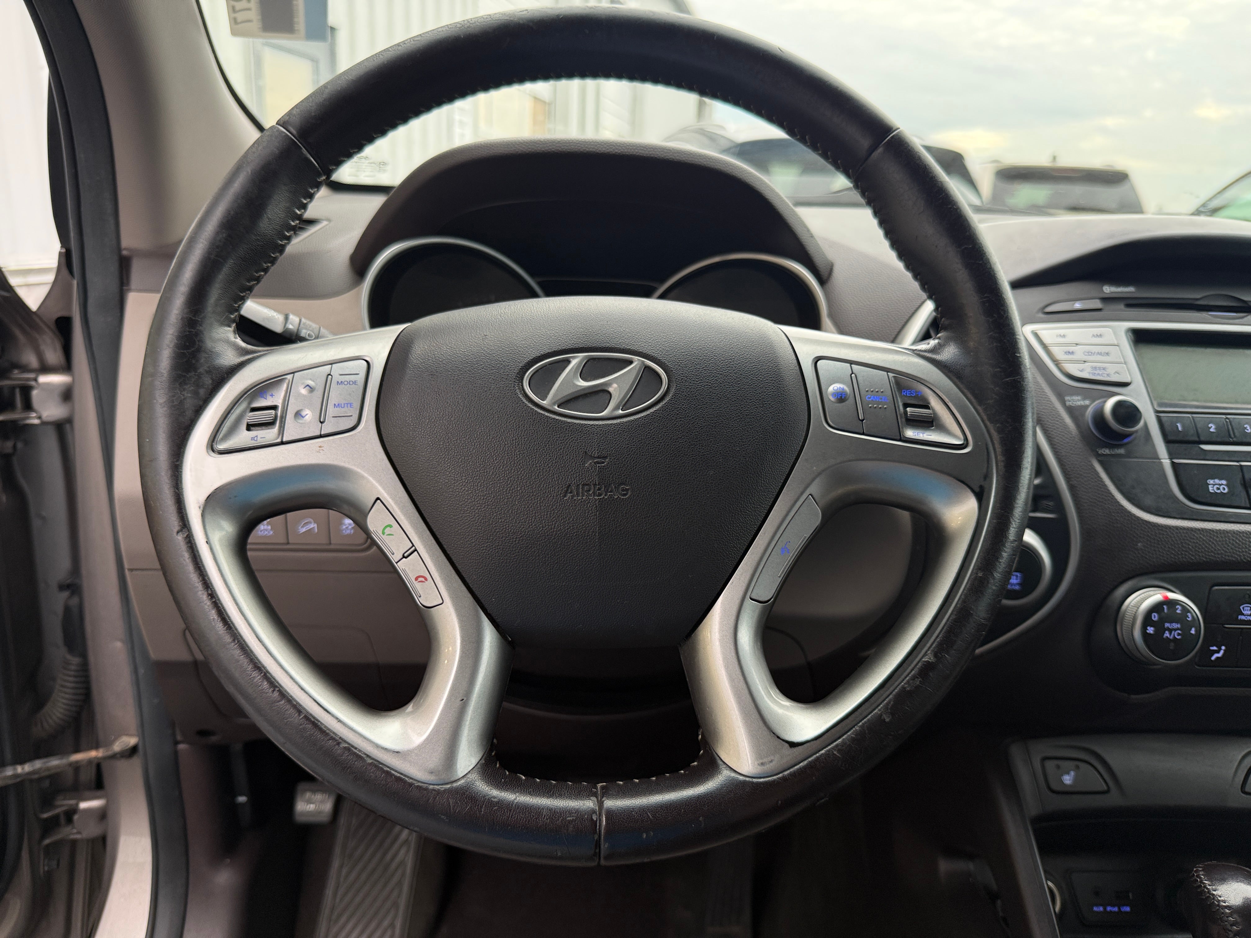 hyundai tucson 2012 KM8JUCAC3CU415812 image hyundai tucson 2012 KM8JUCAC3CU415812 image