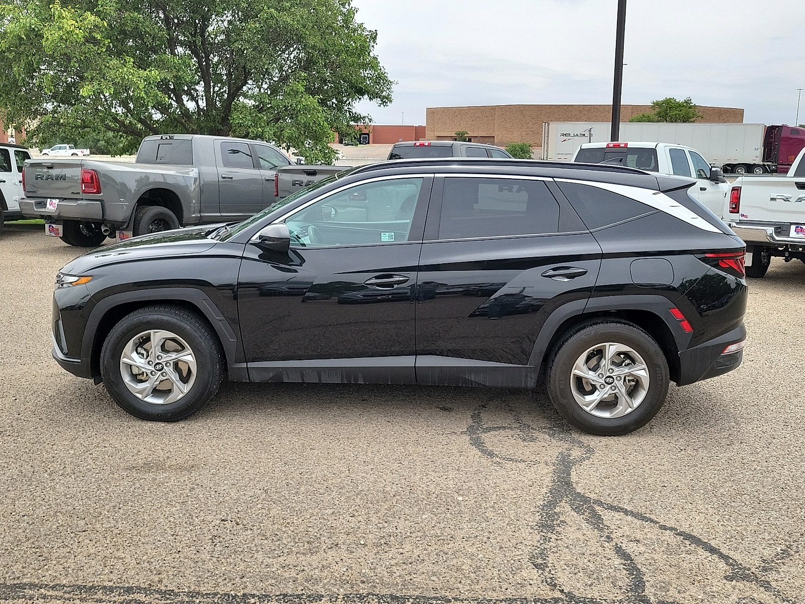 hyundai tucson 2024 5NMJB3DE9RH427907 image hyundai tucson 2024 5NMJB3DE9RH427907 image