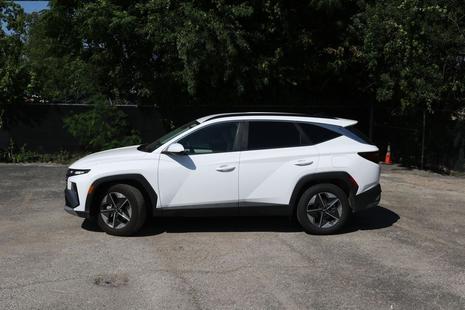 hyundai tucson 2025 5NMJB3DE8SH554606 image hyundai tucson 2025 5NMJB3DE8SH554606 image