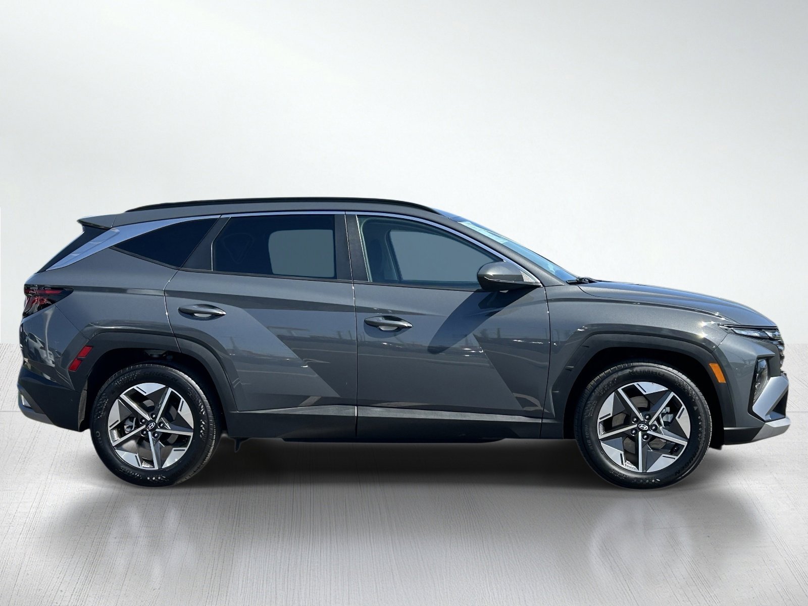 hyundai tucson 2025 5NMJB3DE9SH545834 image hyundai tucson 2025 5NMJB3DE9SH545834 image