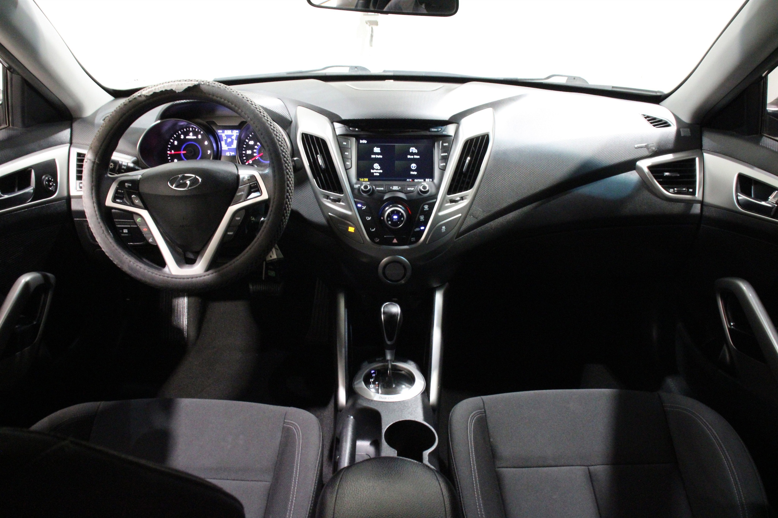 hyundai veloster 2016 KMHTC6AD8GU281942 image hyundai veloster 2016 KMHTC6AD8GU281942 image