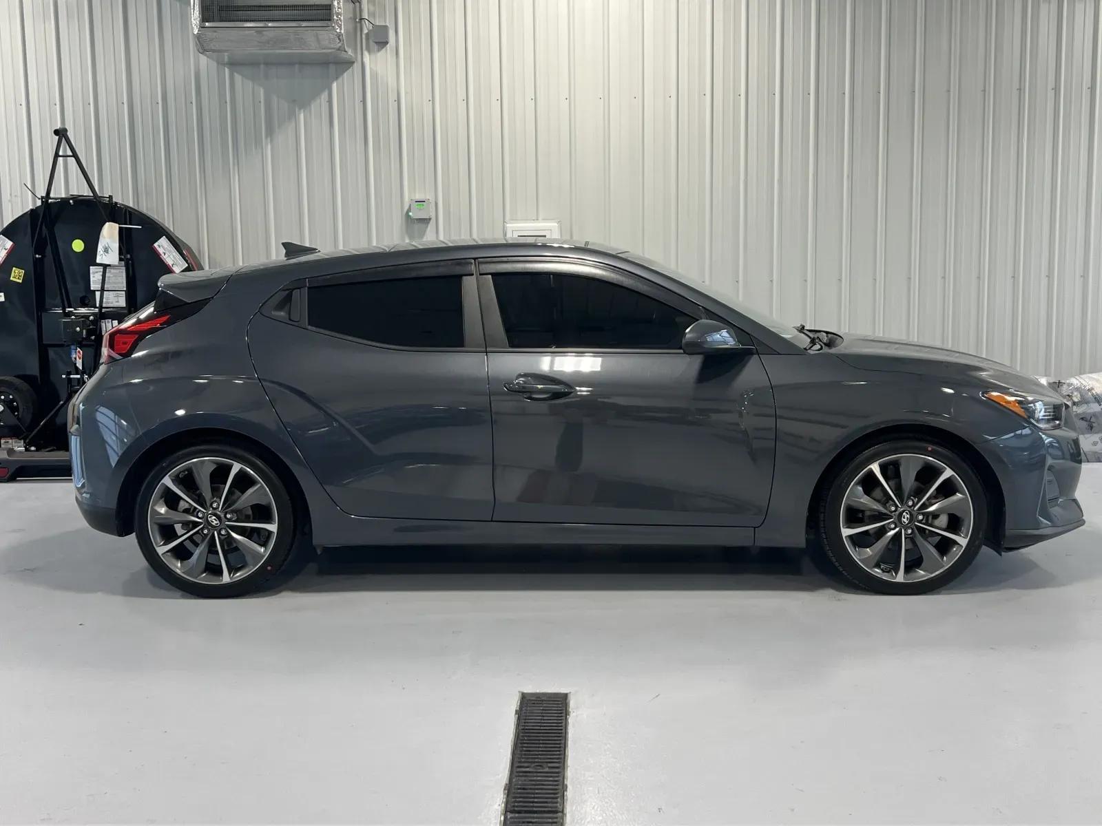 hyundai veloster 2020 KMHTG6AF9LU030377 image hyundai veloster 2020 KMHTG6AF9LU030377 image