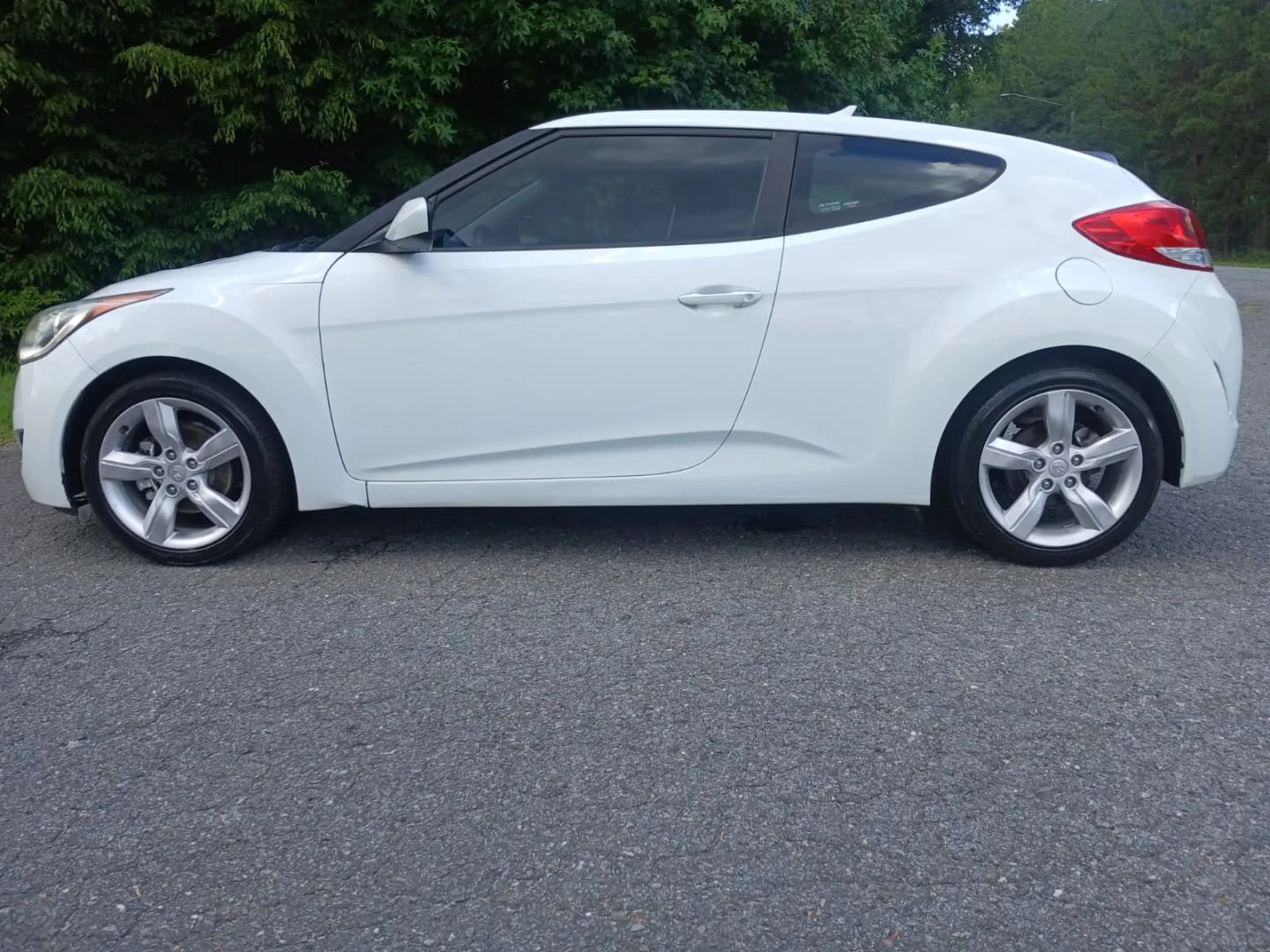 hyundai veloster 2014 KMHTC6AD3EU211245 image hyundai veloster 2014 KMHTC6AD3EU211245 image
