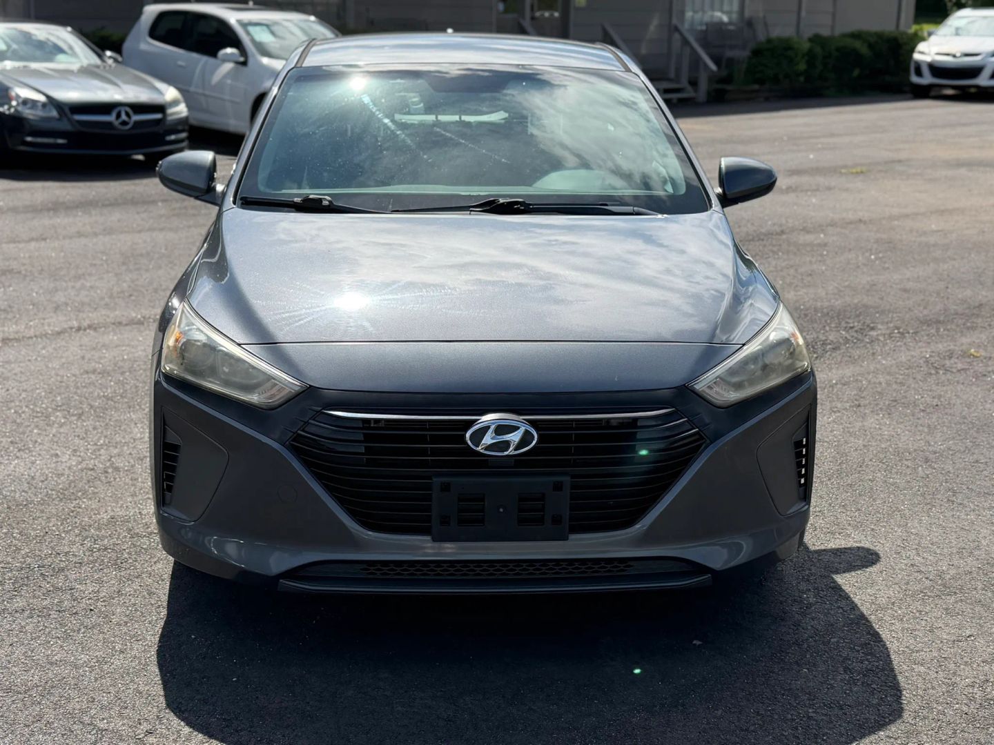 hyundai ioniq 2018 KMHC65LC9JU099924 image hyundai ioniq 2018 KMHC65LC9JU099924 image