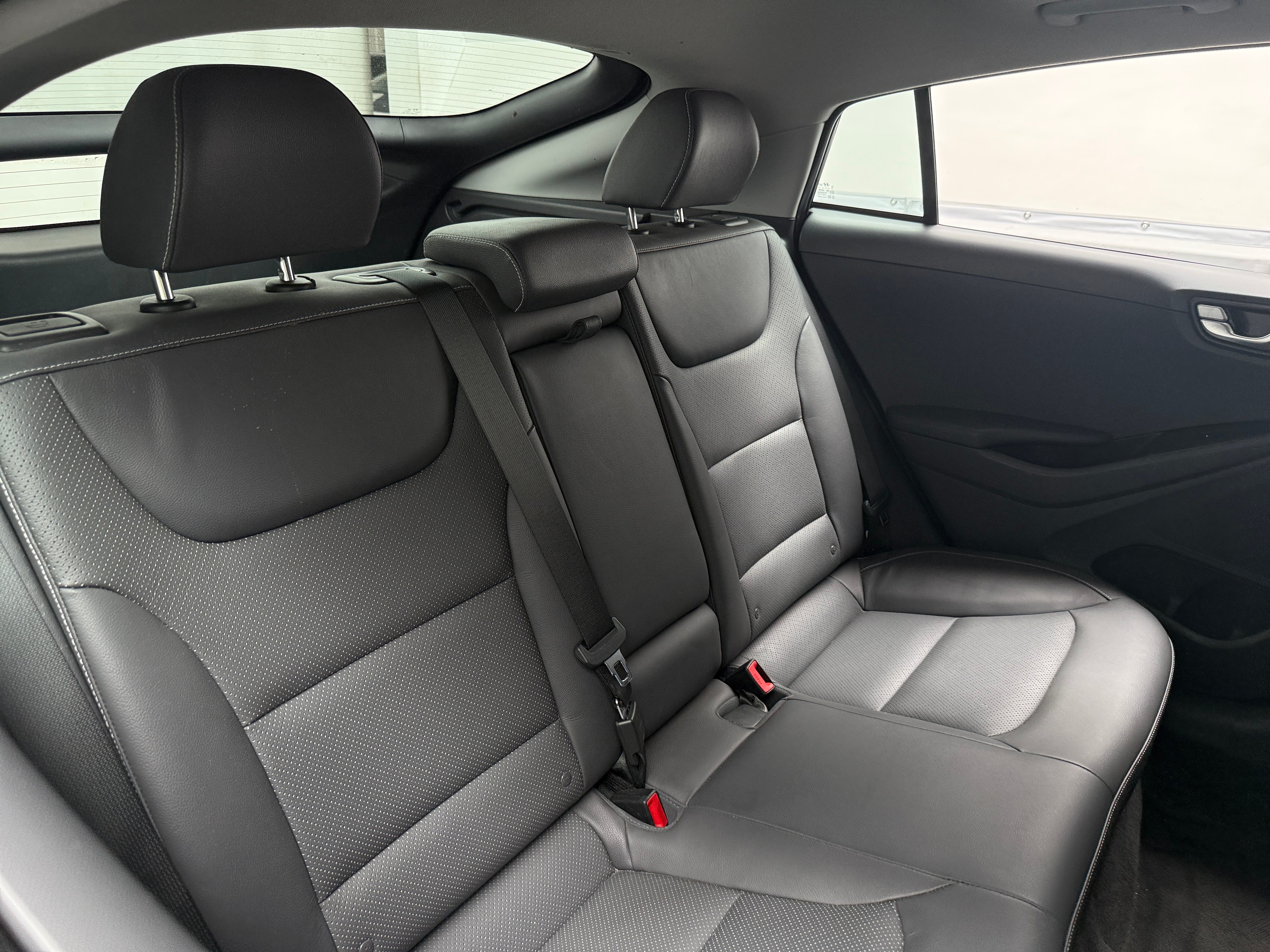 hyundai ioniq 2019 KMHC05LH9KU036126 image hyundai ioniq 2019 KMHC05LH9KU036126 image