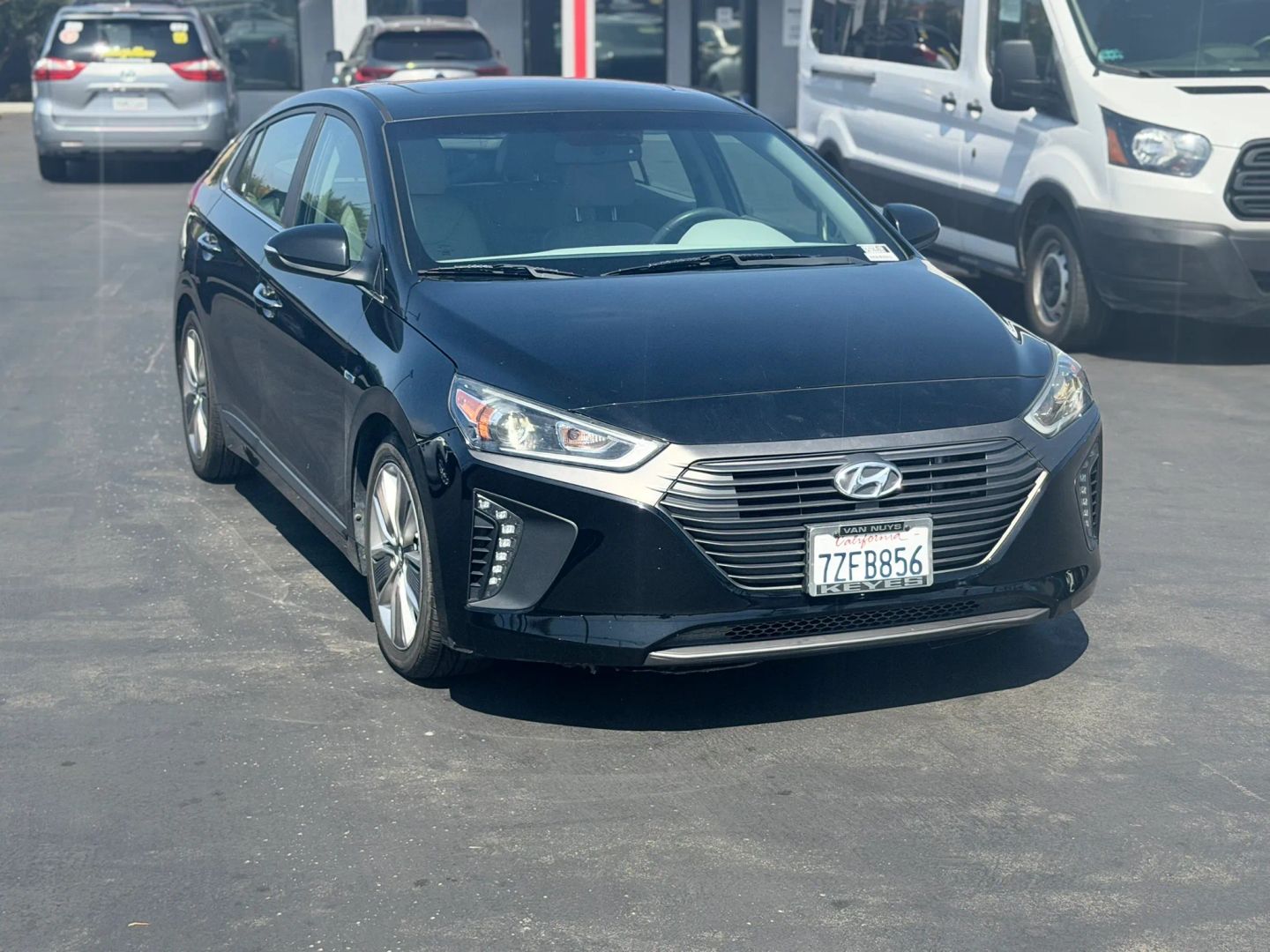 hyundai ioniq 2017 KMHC85LCXHU023424 image hyundai ioniq 2017 KMHC85LCXHU023424 image