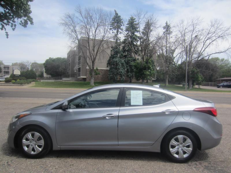 hyundai elantra 2016 5NPDH4AEXGH706563 image hyundai elantra 2016 5NPDH4AEXGH706563 image