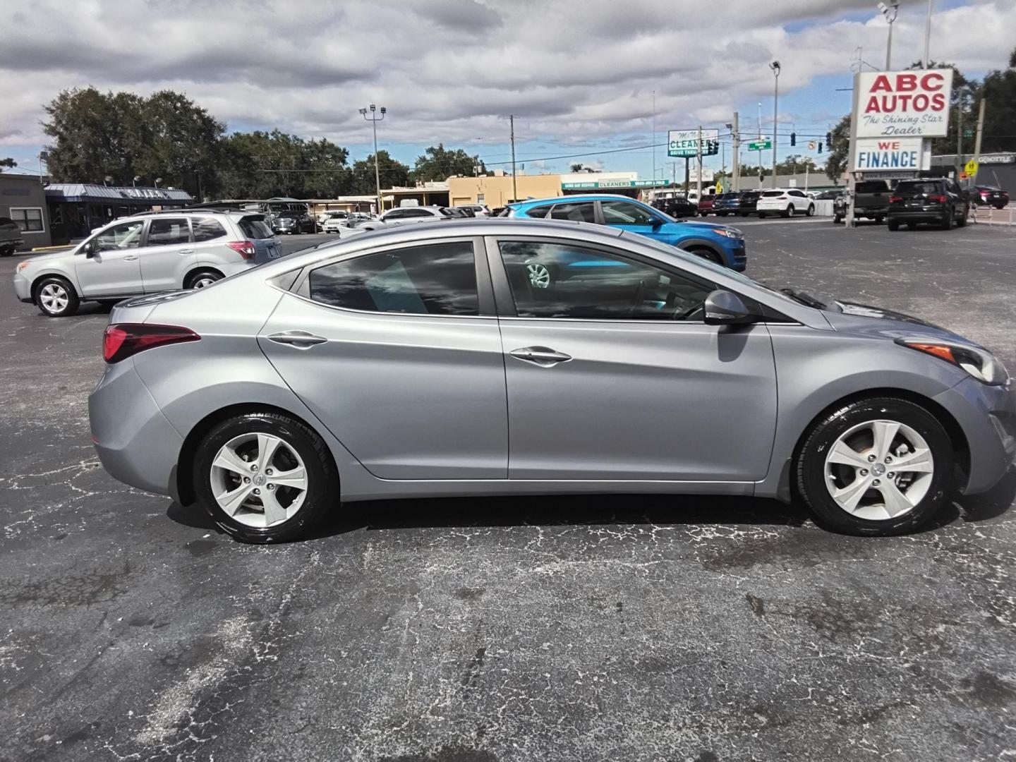 hyundai elantra 2016 5NPDH4AE3GH796901 image hyundai elantra 2016 5NPDH4AE3GH796901 image