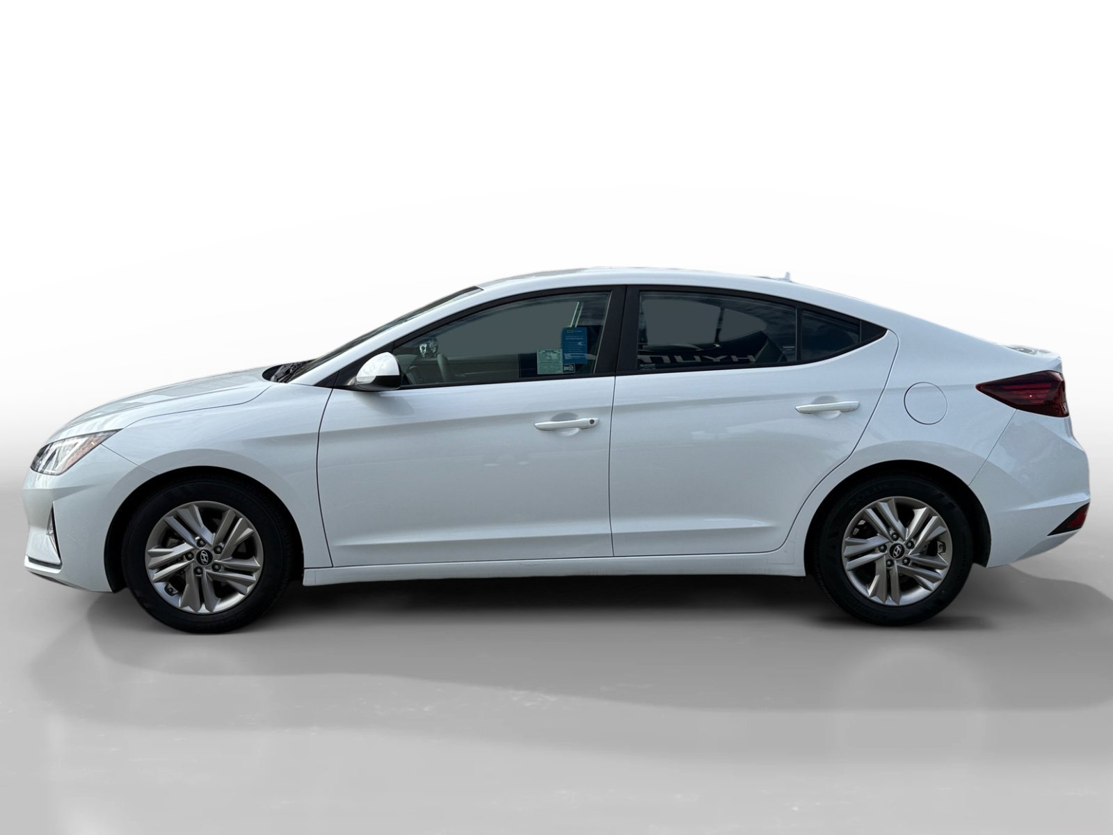 hyundai elantra 2019 5NPD84LF5KH479975 image hyundai elantra 2019 5NPD84LF5KH479975 image
