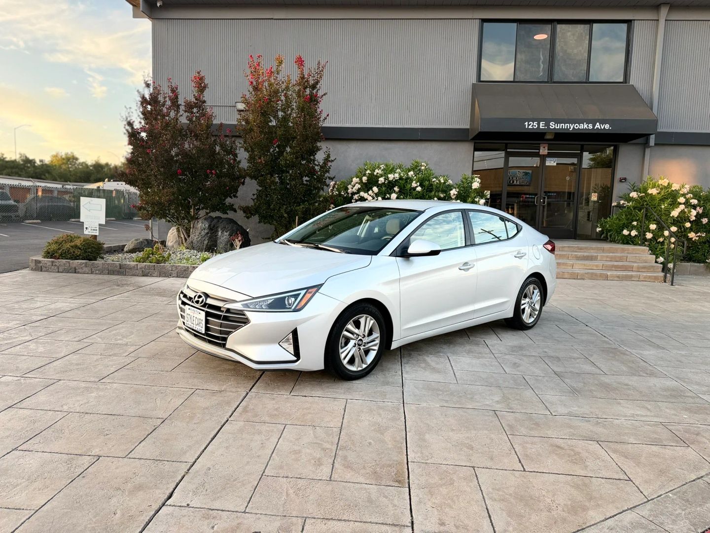 hyundai elantra 2019 5NPD84LF3KH493969 image hyundai elantra 2019 5NPD84LF3KH493969 image