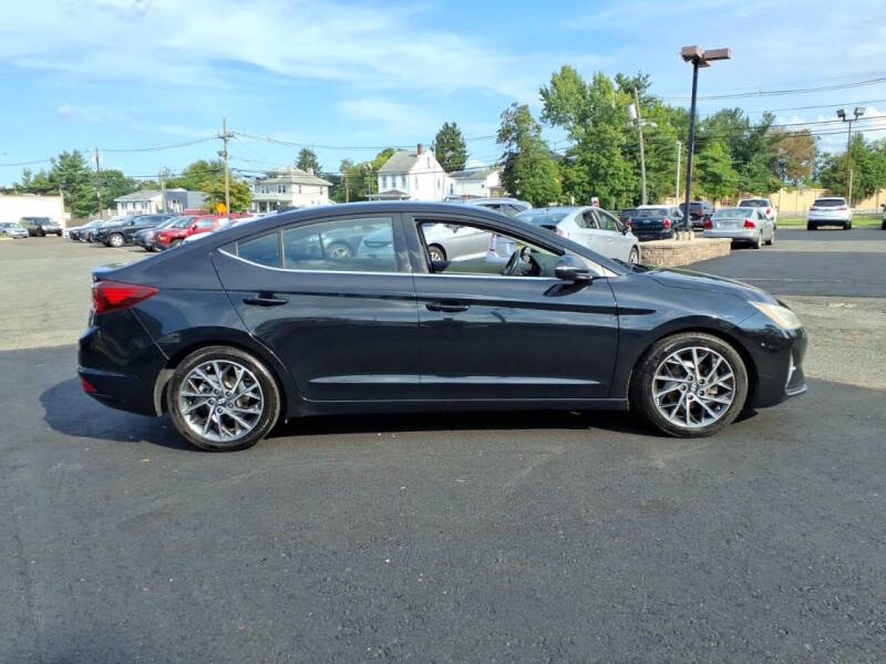 hyundai elantra 2019 5NPD84LF9KH461558 image hyundai elantra 2019 5NPD84LF9KH461558 image