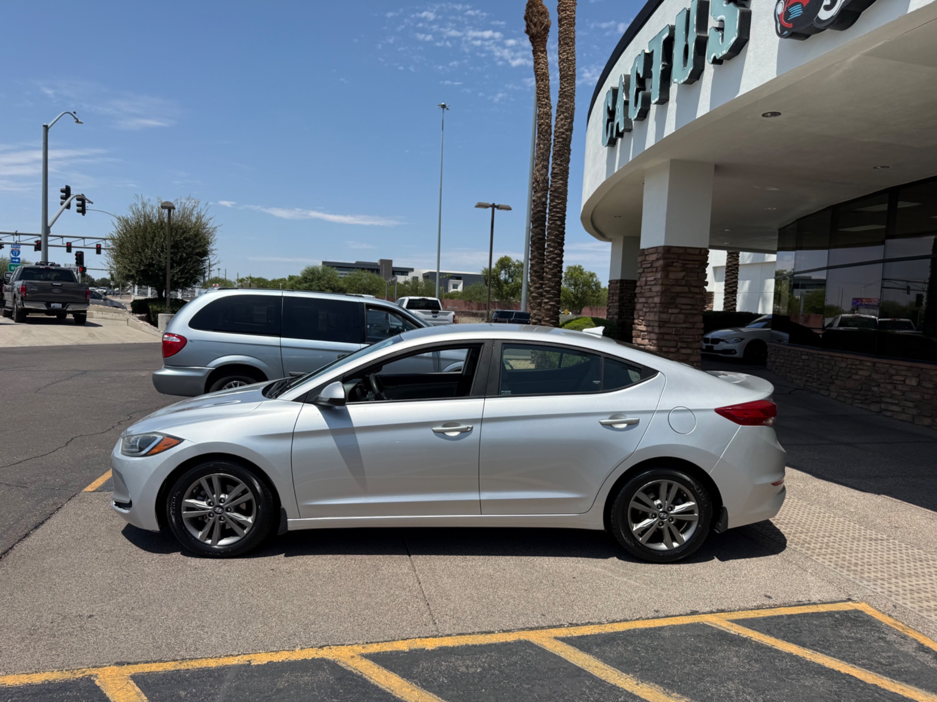 hyundai elantra 2018 5NPD84LFXJH377408 image hyundai elantra 2018 5NPD84LFXJH377408 image