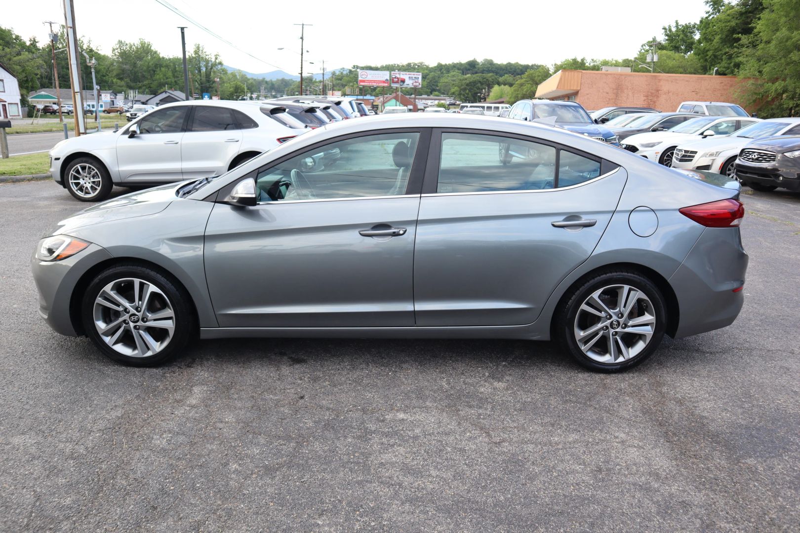 hyundai elantra 2018 KMHD84LFXJU446762 image