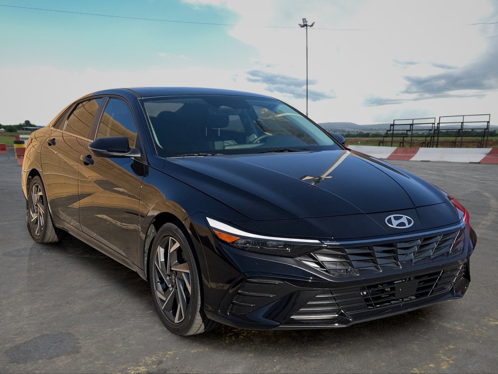 hyundai elantra 2026 KMHLN4DJ0TU192120 image hyundai elantra 2026 KMHLN4DJ0TU192120 image