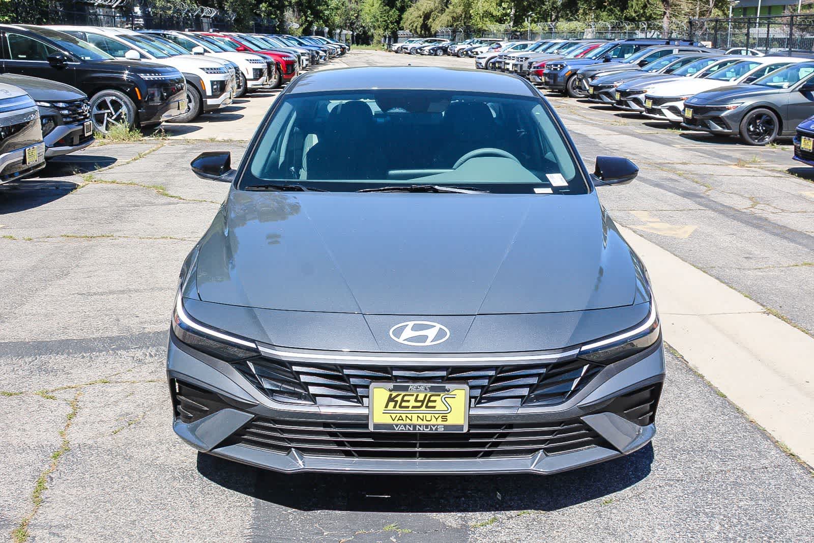 hyundai elantra 2026 KMHLM4DGXTU098513 image hyundai elantra 2026 KMHLM4DGXTU098513 image