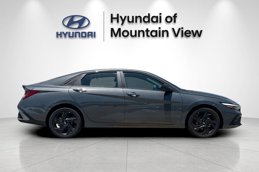 hyundai elantra 2026 KMHLM4DJ9TU185685 image hyundai elantra 2026 KMHLM4DJ9TU185685 image