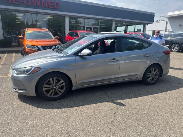 hyundai elantra 2017 5NPD84LFXHH160290 image hyundai elantra 2017 5NPD84LFXHH160290 image