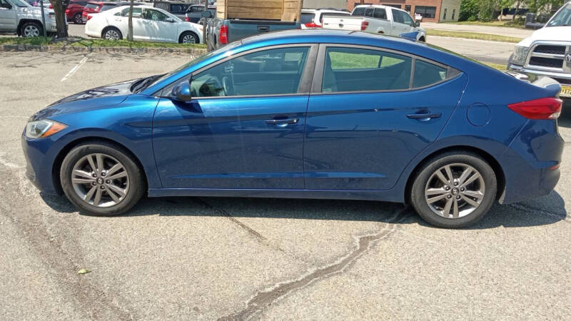 hyundai elantra 2017 5NPD84LF1HH119563 image hyundai elantra 2017 5NPD84LF1HH119563 image