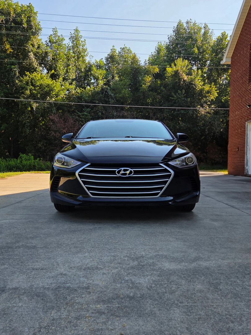 hyundai elantra 2017 5NPD84LFXHH058777 image hyundai elantra 2017 5NPD84LFXHH058777 image