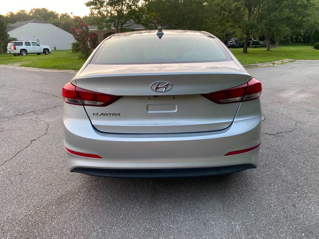 hyundai elantra 2017 5NPD84LF5HH026724 image hyundai elantra 2017 5NPD84LF5HH026724 image