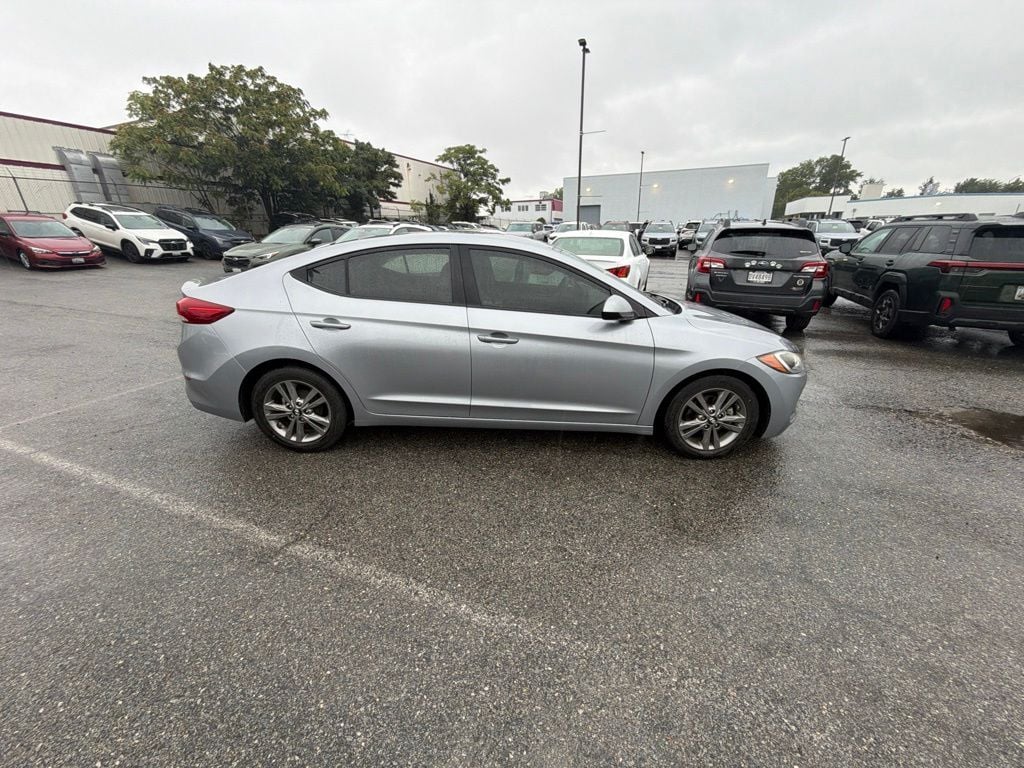 hyundai elantra 2017 5NPD84LF7HH053651 image hyundai elantra 2017 5NPD84LF7HH053651 image
