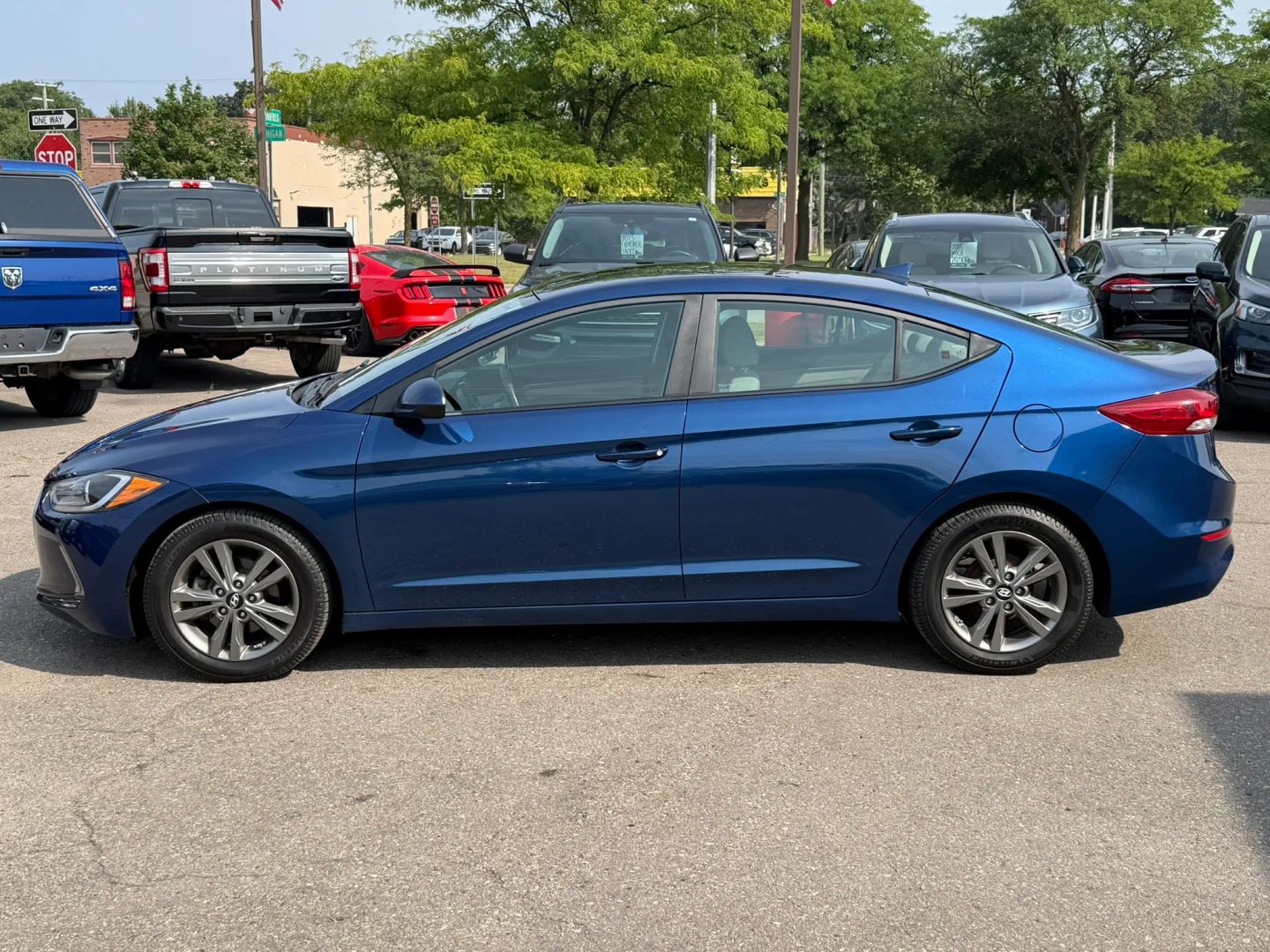 hyundai elantra 2017 5NPD84LF3HH051993 image hyundai elantra 2017 5NPD84LF3HH051993 image