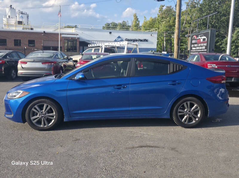 hyundai elantra 2017 5NPD84LF5HH008160 image hyundai elantra 2017 5NPD84LF5HH008160 image