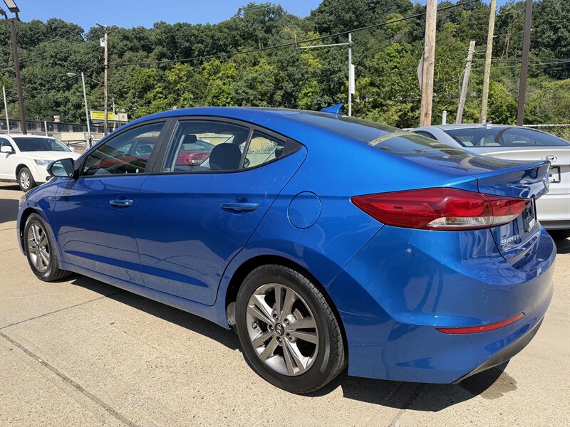 hyundai elantra 2017 5NPD84LFXHH165960 image hyundai elantra 2017 5NPD84LFXHH165960 image