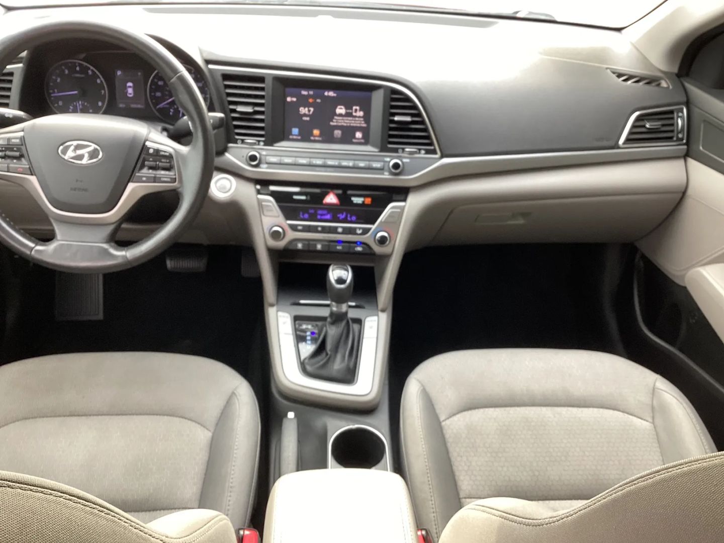 hyundai elantra 2017 5NPD84LF7HH019953 image hyundai elantra 2017 5NPD84LF7HH019953 image