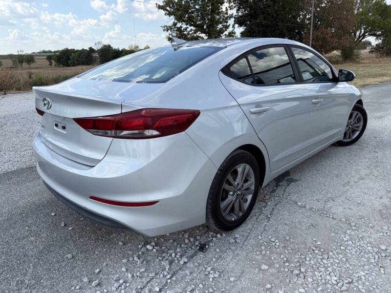 hyundai elantra 2017 5NPD84LF3HH019870 image hyundai elantra 2017 5NPD84LF3HH019870 image
