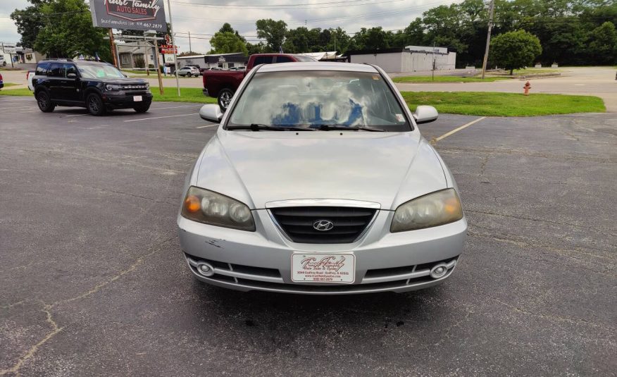hyundai elantra 2004 KMHDN46D74U915863 image hyundai elantra 2004 KMHDN46D74U915863 image