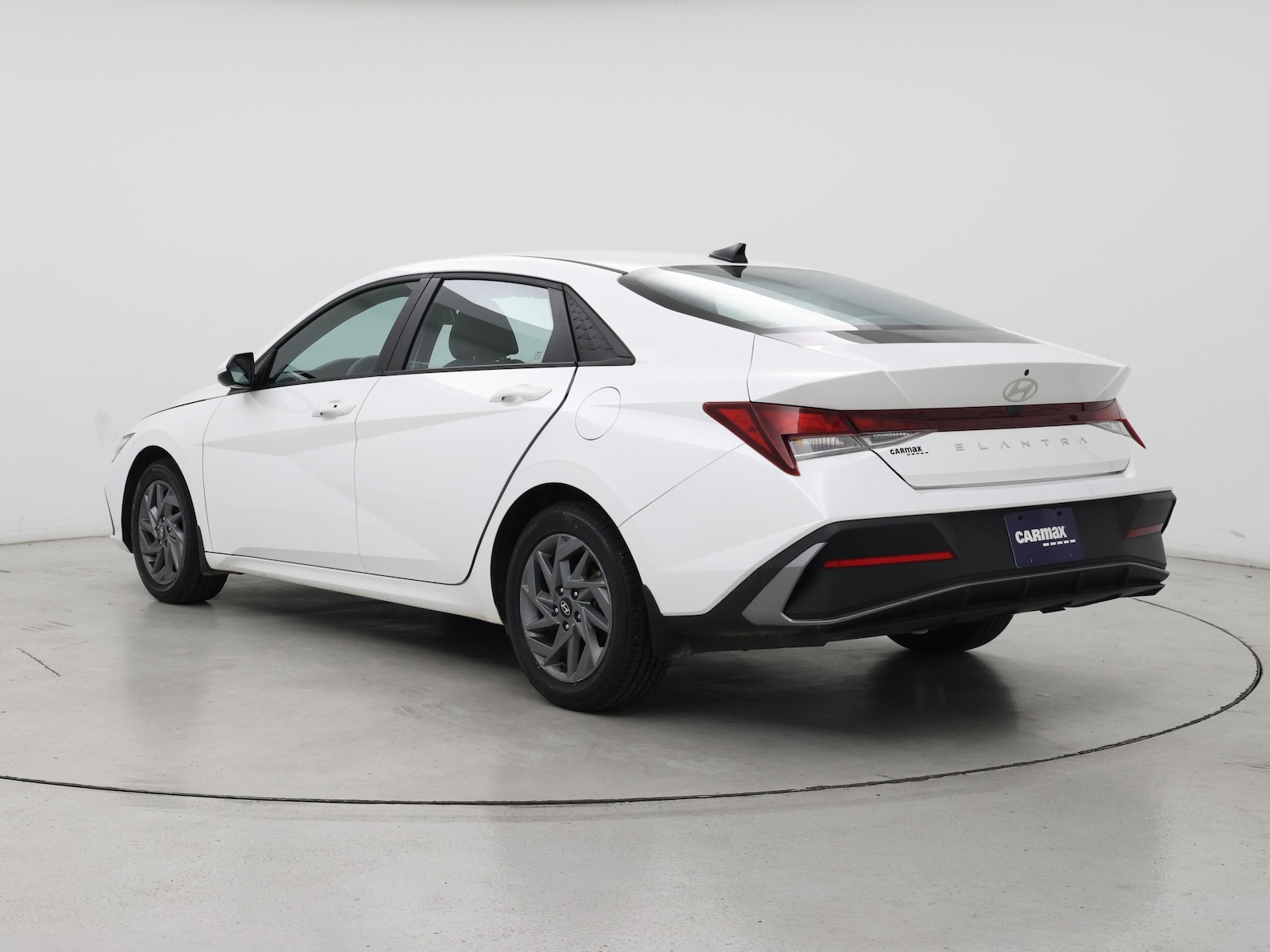 hyundai elantra 2024 KMHLM4DG9RU813127 image hyundai elantra 2024 KMHLM4DG9RU813127 image