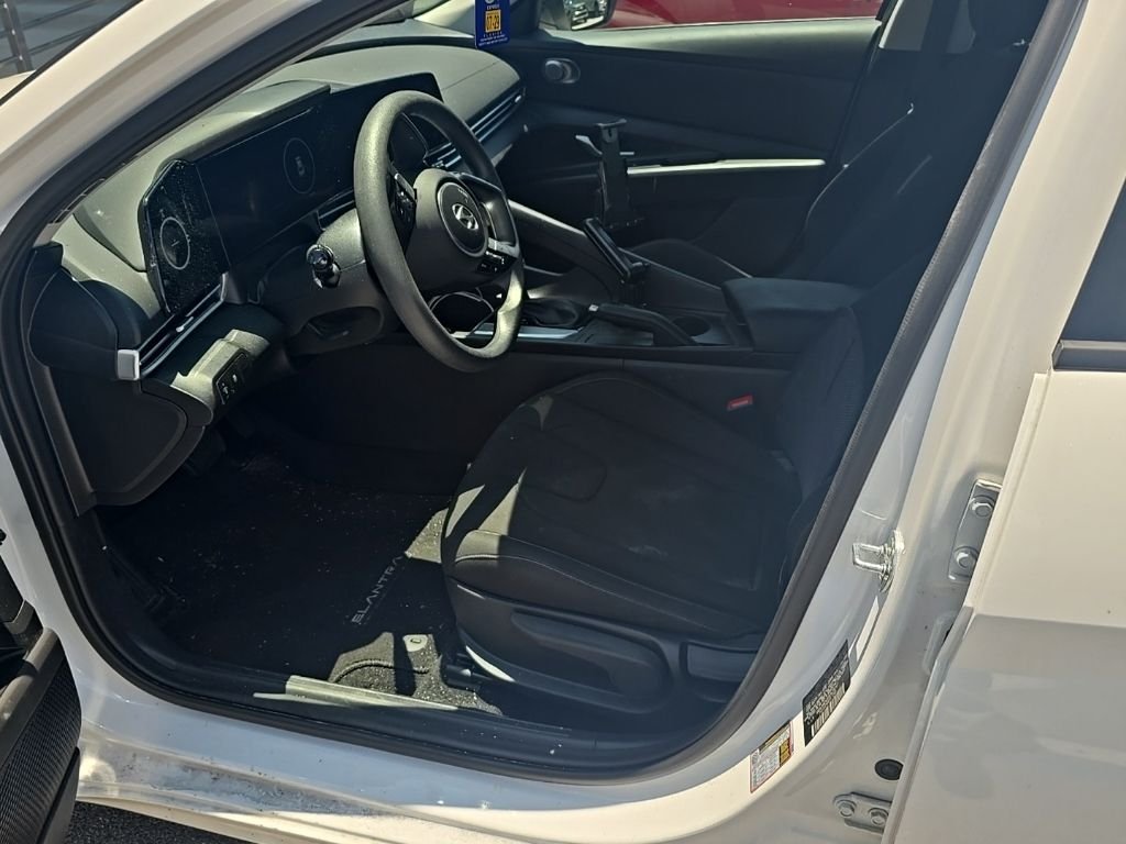 hyundai elantra 2024 KMHLM4DGXRU639147 image hyundai elantra 2024 KMHLM4DGXRU639147 image