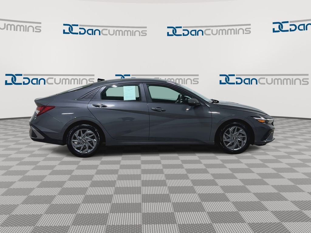 hyundai elantra 2024 KMHLM4DG7RU746964 image hyundai elantra 2024 KMHLM4DG7RU746964 image