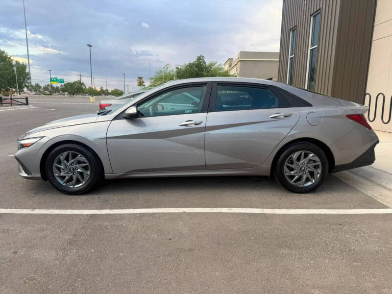 hyundai elantra 2024 KMHLM4DG7RU754417 image hyundai elantra 2024 KMHLM4DG7RU754417 image