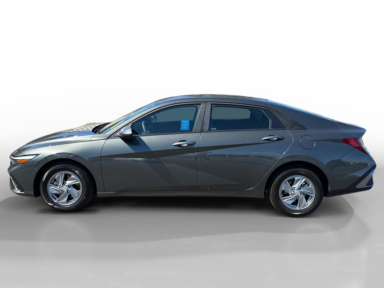 hyundai elantra 2024 KMHLL4DG5RU663133 image hyundai elantra 2024 KMHLL4DG5RU663133 image