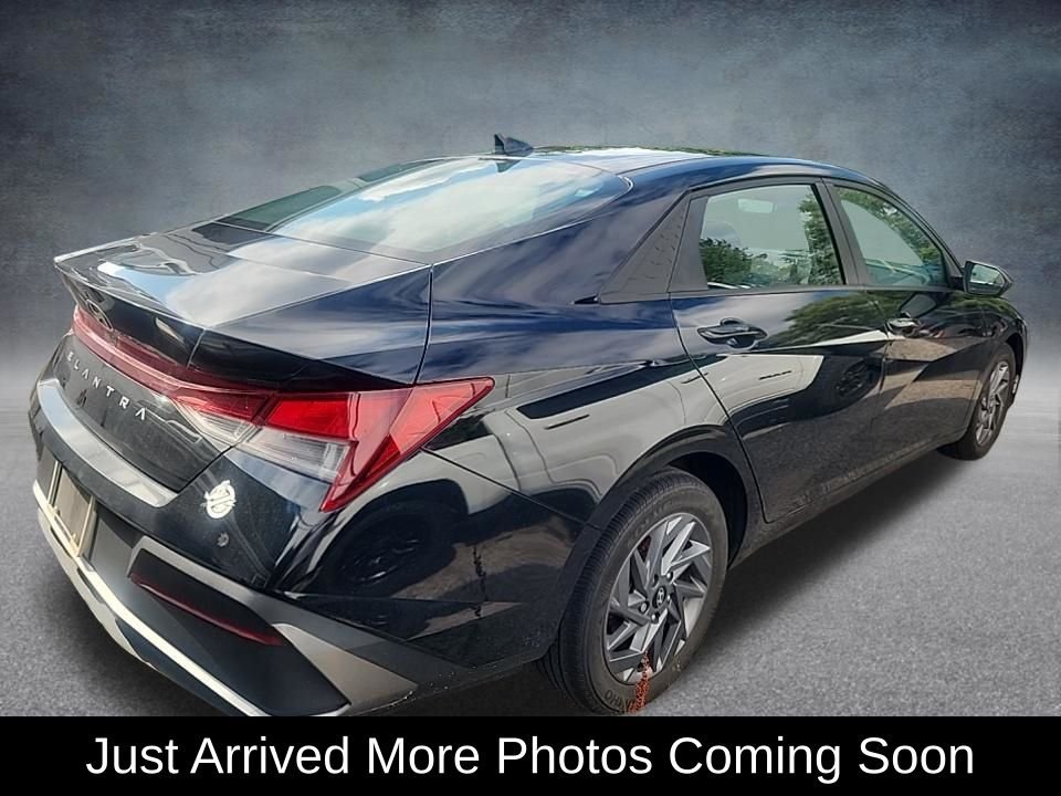 hyundai elantra 2024 KMHLM4DG5RU689793 image hyundai elantra 2024 KMHLM4DG5RU689793 image