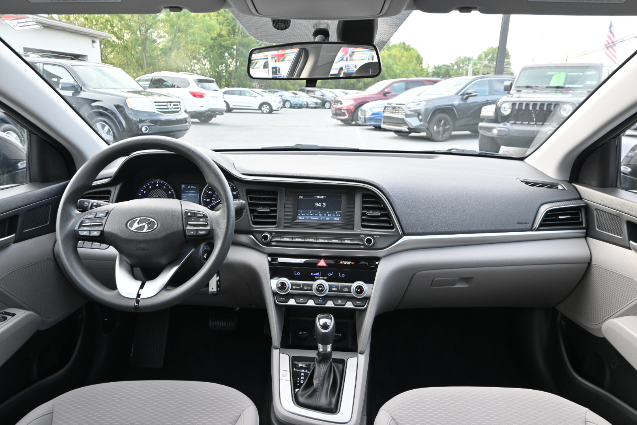 hyundai elantra 2020 5NPD74LF6LH617835 image hyundai elantra 2020 5NPD74LF6LH617835 image