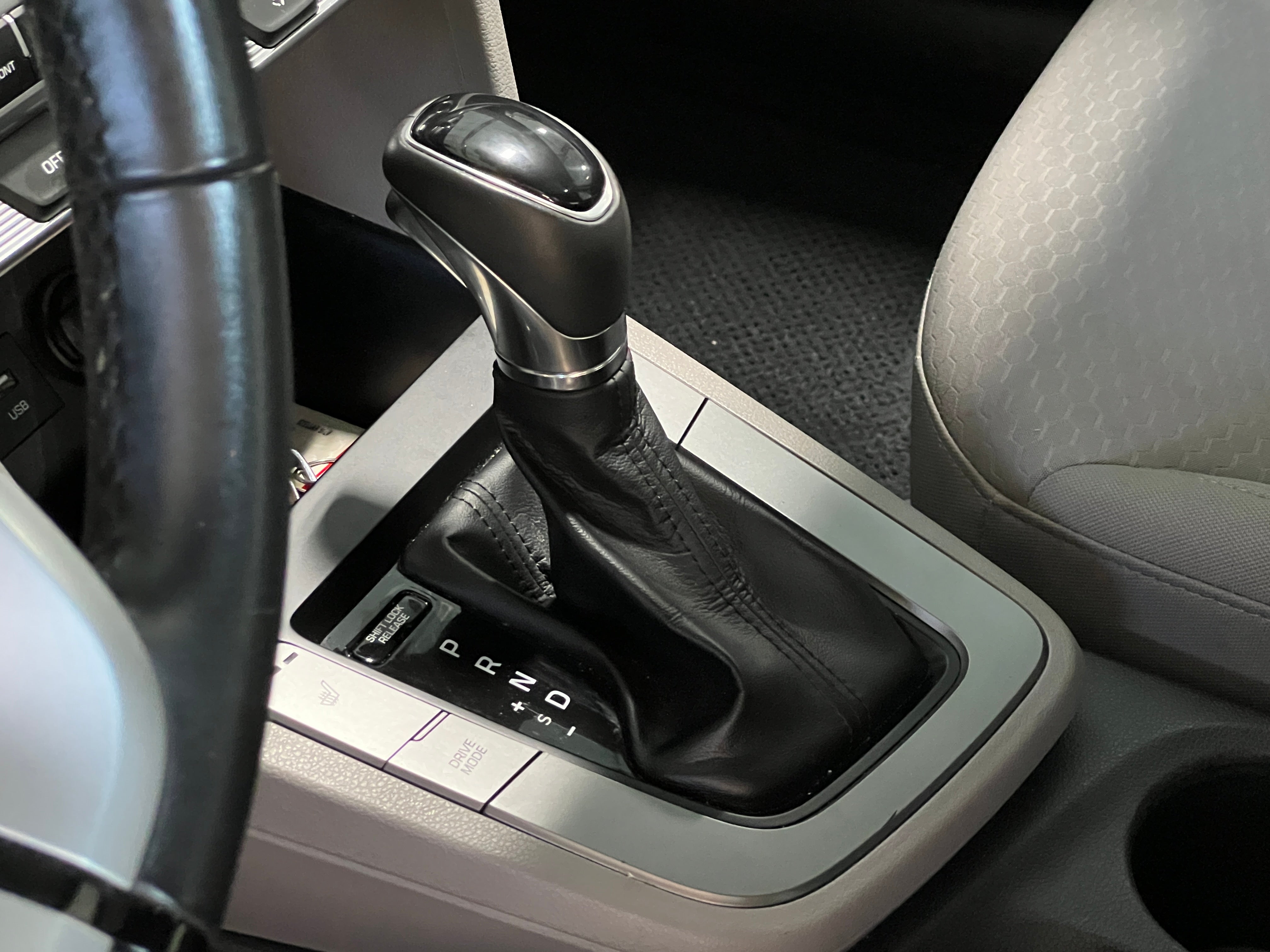 hyundai elantra 2020 5NPD84LF3LH556716 image hyundai elantra 2020 5NPD84LF3LH556716 image