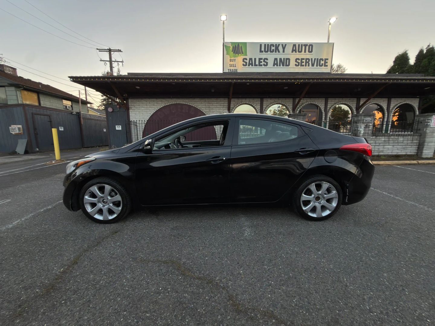 hyundai elantra 2011 KMHDH4AE4BU088070 image