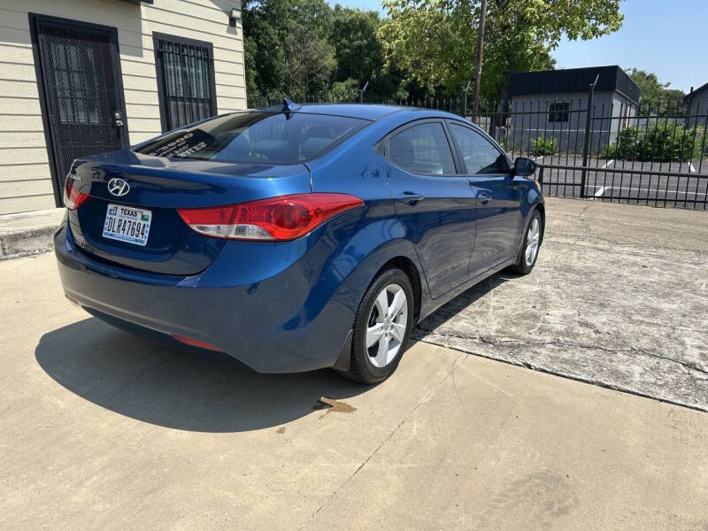 hyundai elantra 2013 KMHDH4AE6DU949722 image hyundai elantra 2013 KMHDH4AE6DU949722 image