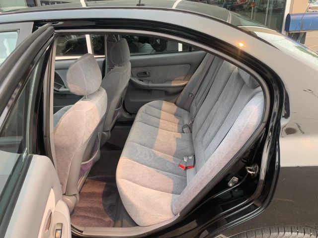 hyundai elantra 2005 KMHDN46D25U119572 image hyundai elantra 2005 KMHDN46D25U119572 image