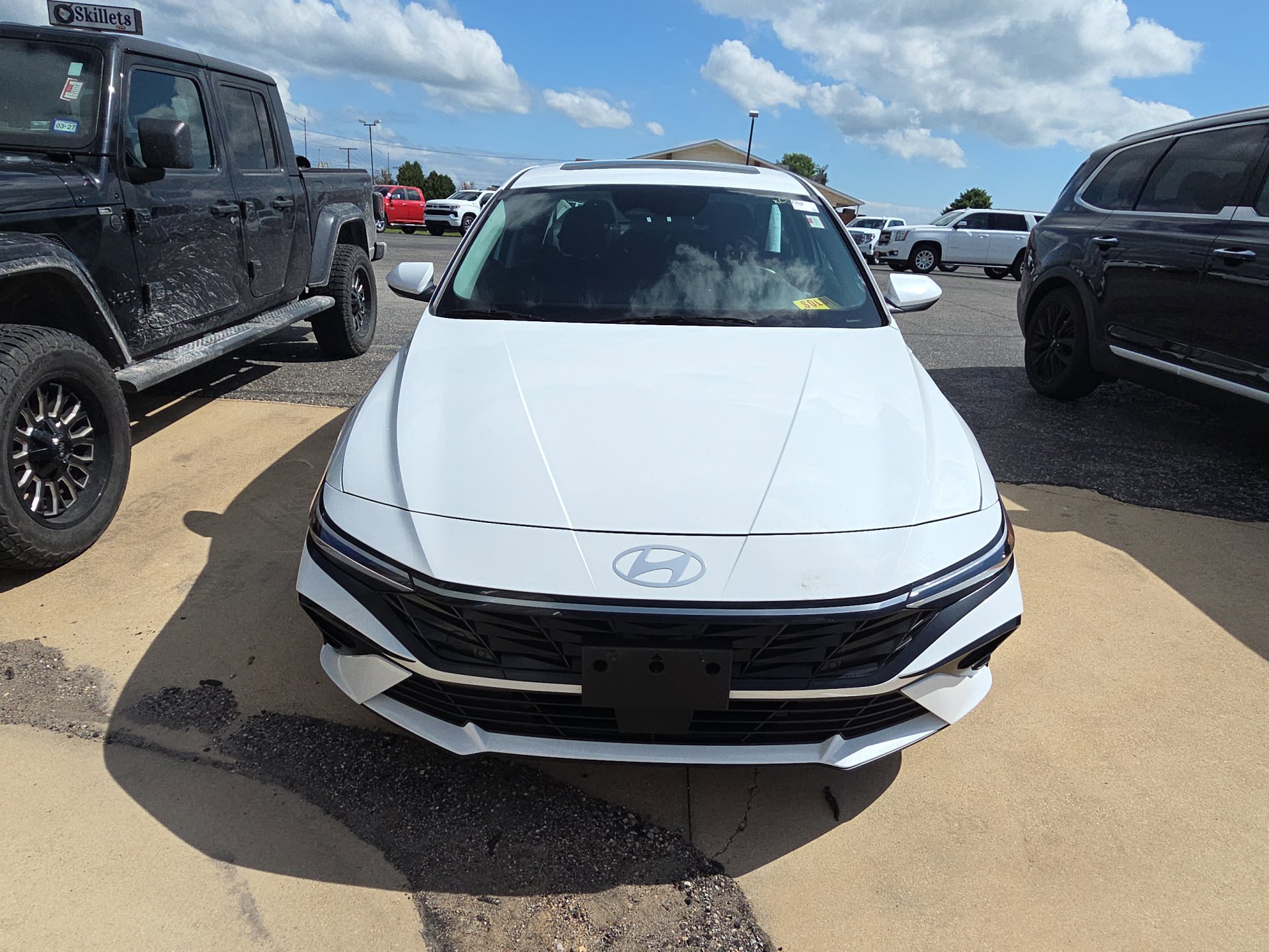 hyundai elantra 2025 KMHLS4DG5SU963747 image hyundai elantra 2025 KMHLS4DG5SU963747 image