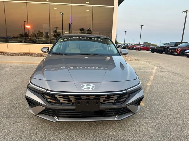 hyundai elantra 2025 KMHLN4DJXSU176120 image hyundai elantra 2025 KMHLN4DJXSU176120 image