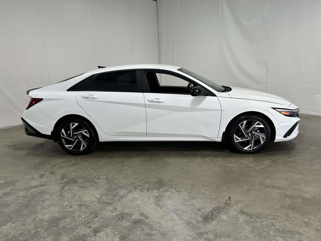 hyundai elantra 2025 KMHLM4DG1SU007661 image hyundai elantra 2025 KMHLM4DG1SU007661 image