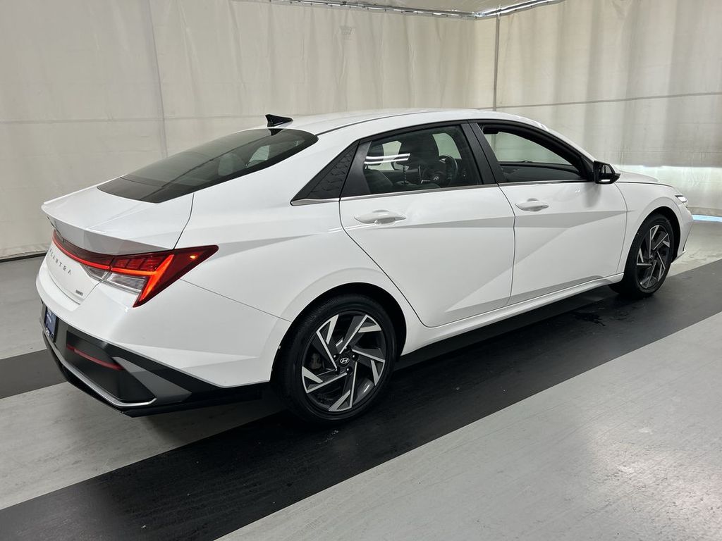 hyundai elantra 2025 KMHLN4DJ3SU155786 image hyundai elantra 2025 KMHLN4DJ3SU155786 image