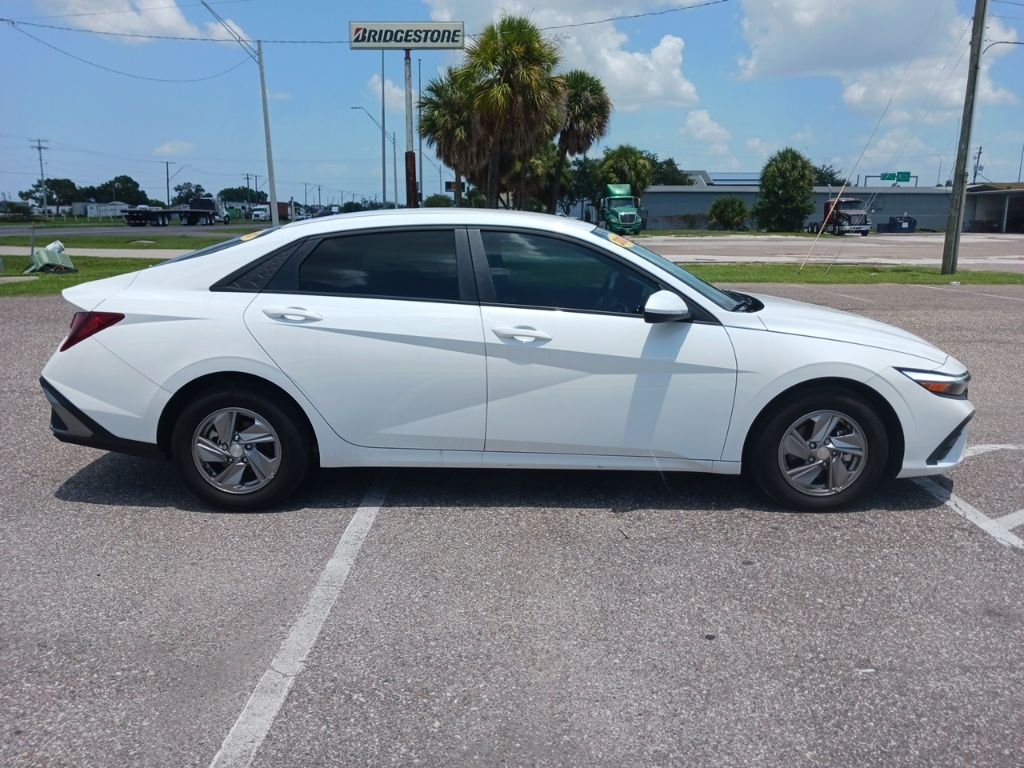 hyundai elantra 2025 KMHLL4DG4SU981282 image hyundai elantra 2025 KMHLL4DG4SU981282 image