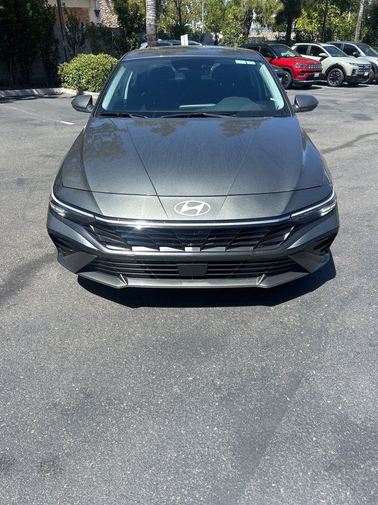 hyundai elantra 2025 KMHLS4DG5SU985084 image hyundai elantra 2025 KMHLS4DG5SU985084 image